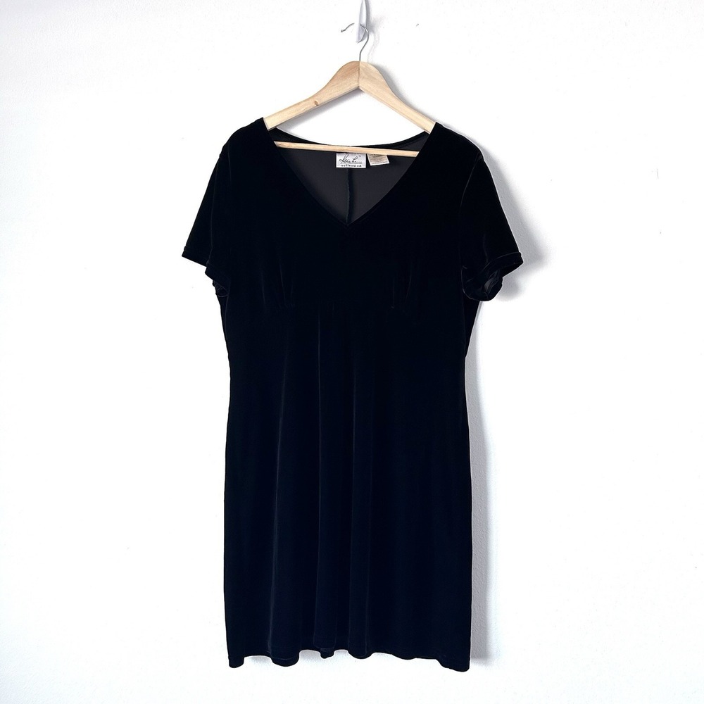 Kathie‎ Lee Collection XL 90s Vintage Black V Neck Short Sleeve Velvet Dress